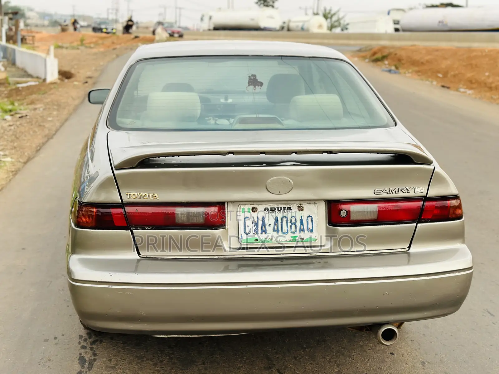 Toyota Camry Automatic 1998 Gray