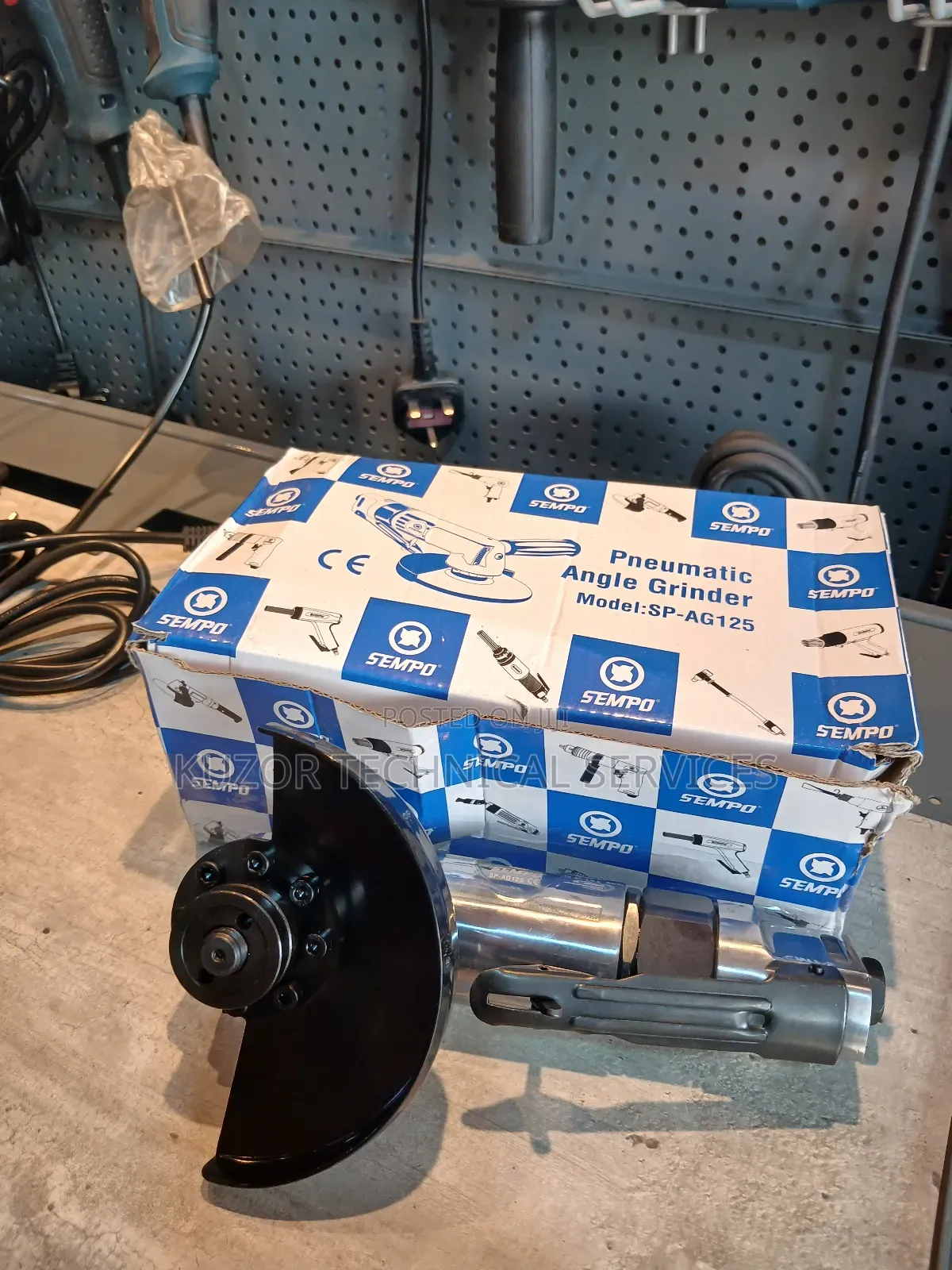 Pneumatic 9" Angle Grinder