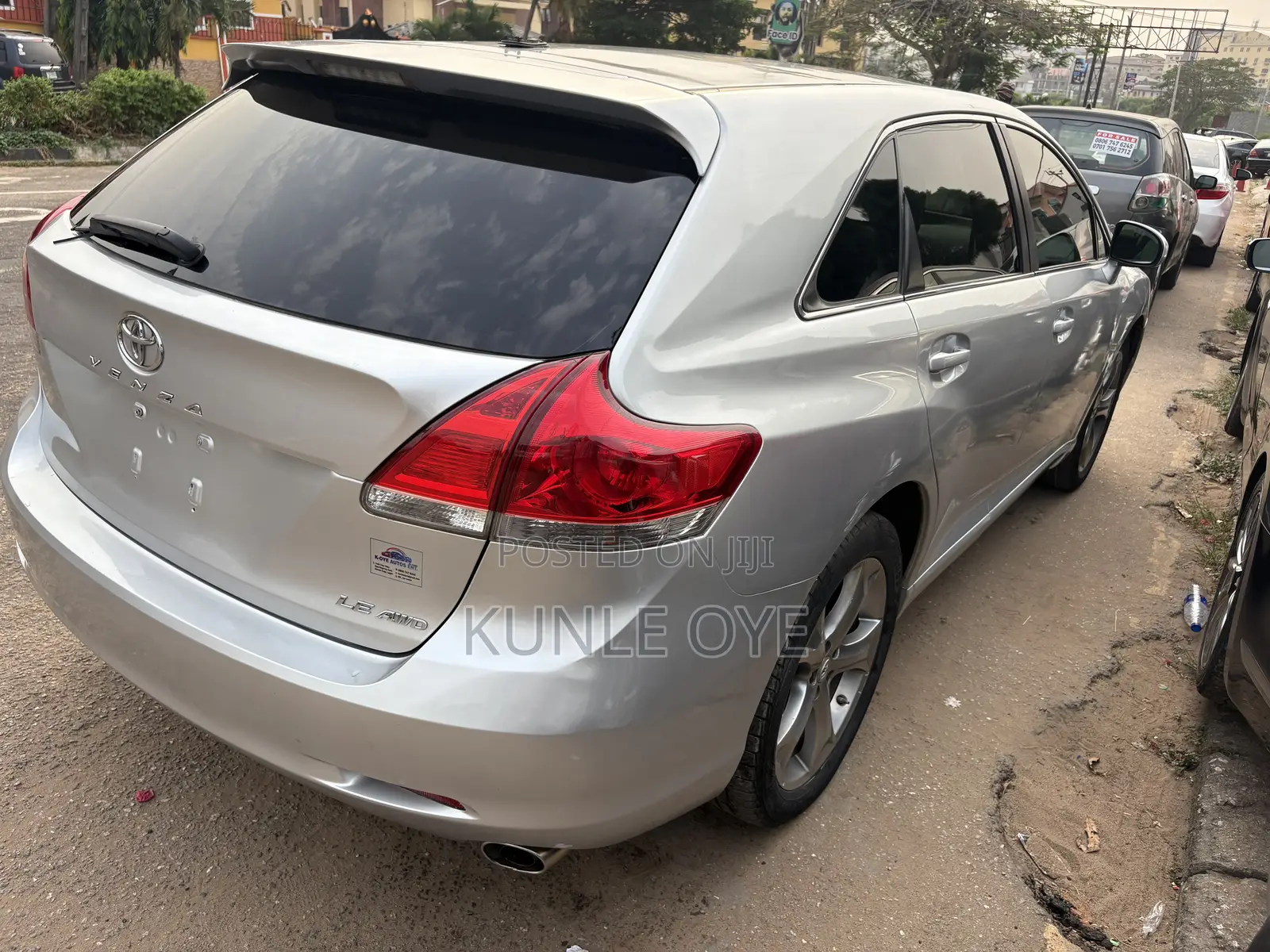 Toyota Venza AWD 2012 Silver