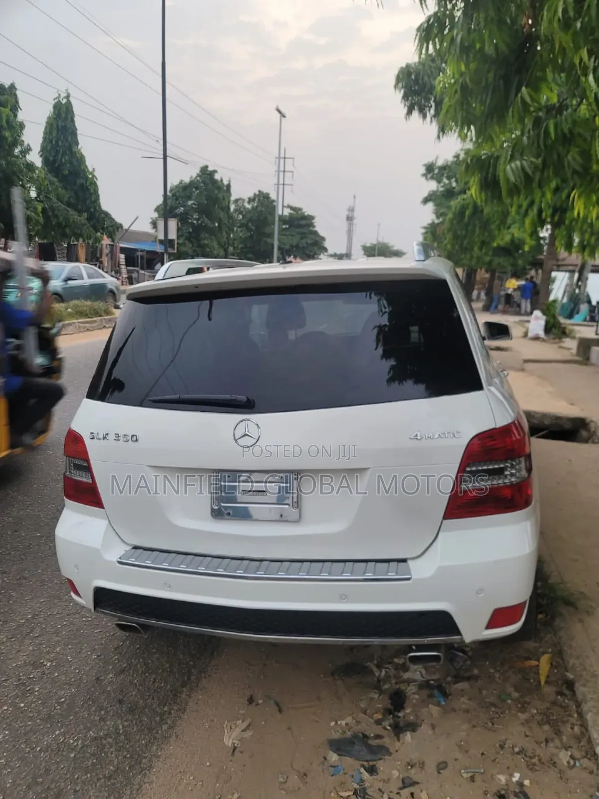 Mercedes-Benz GLK-Class 350 4MATIC 2012 White