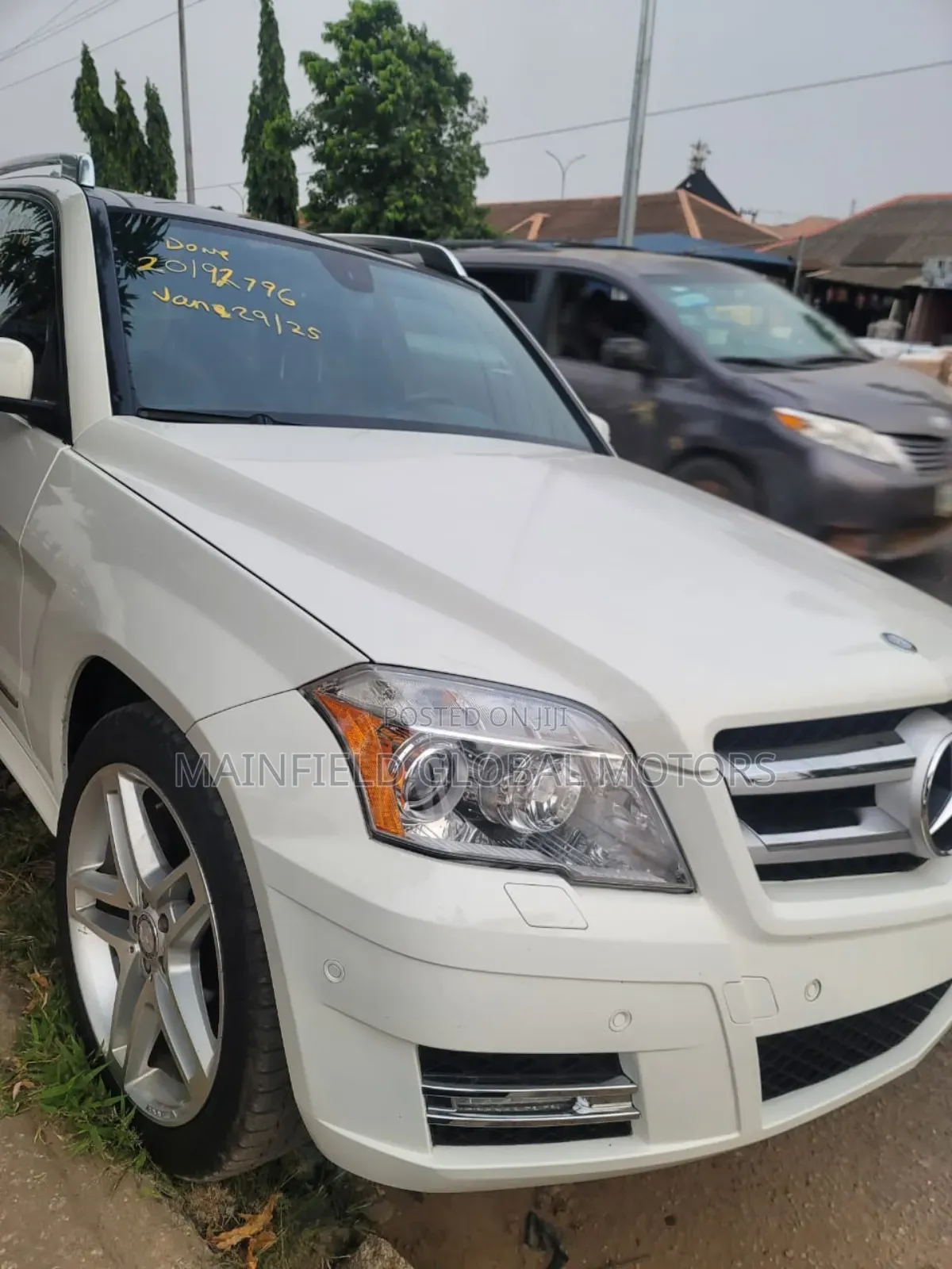 Mercedes-Benz GLK-Class 350 4MATIC 2012 White