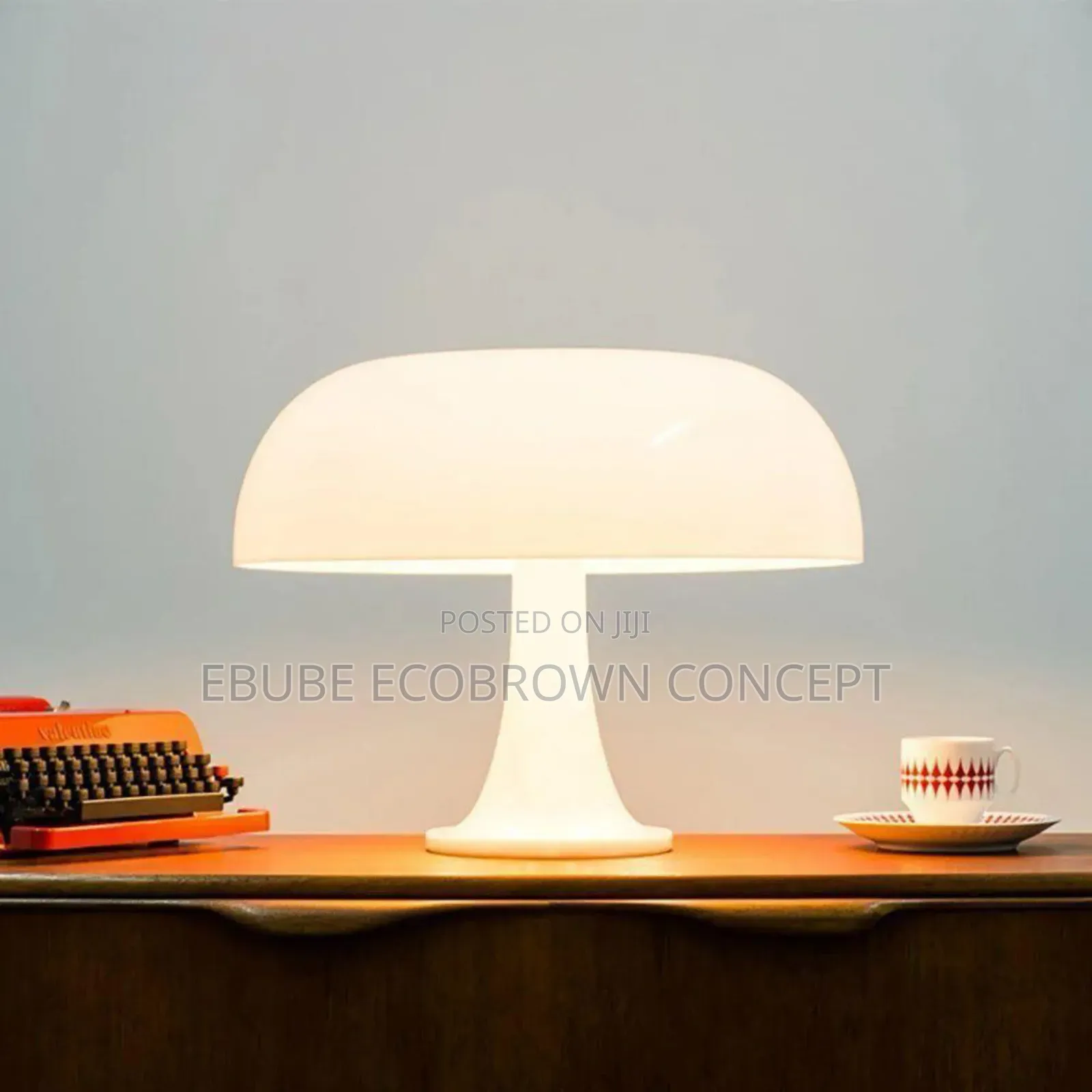 Modern Design Luxury Table Lamp Bedside Light for Modern Homes