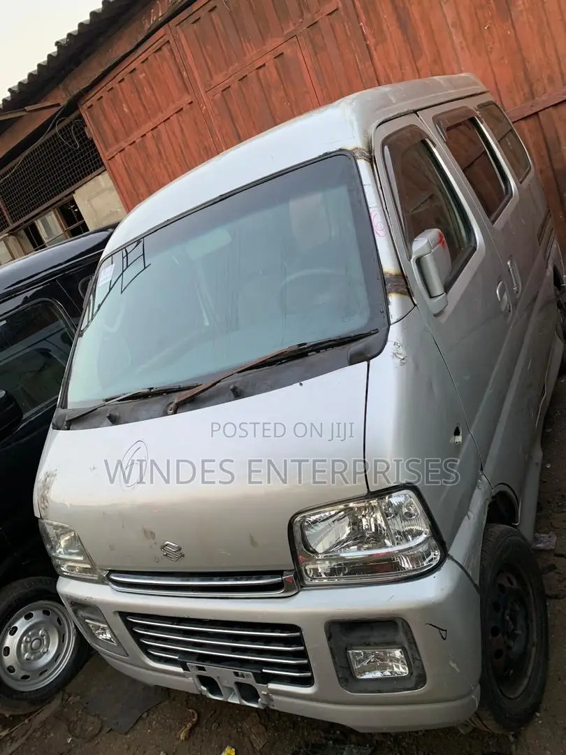 Suzuki Every 2010 Black