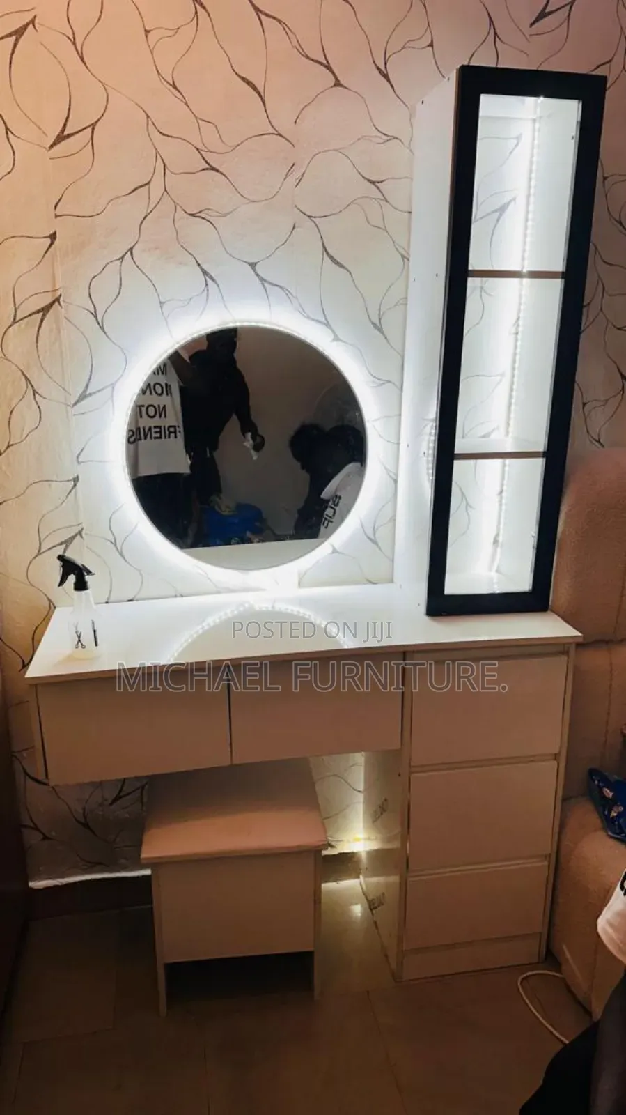 On Point , Fabulous and Neat Dressing Mirror