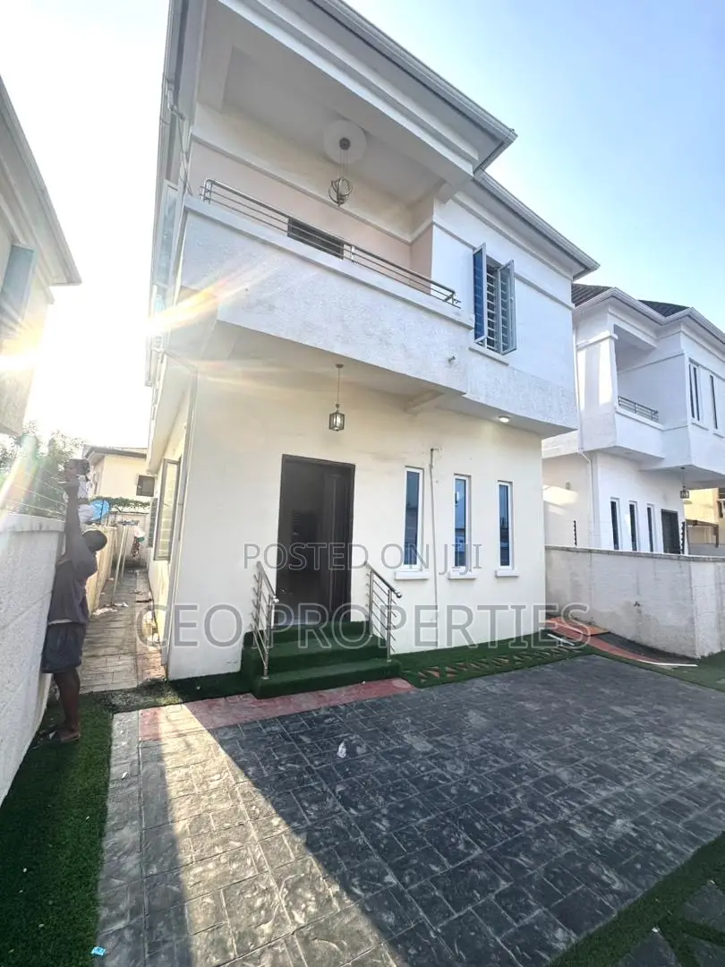 4bdrm Duplex in Thomas Estate for rent