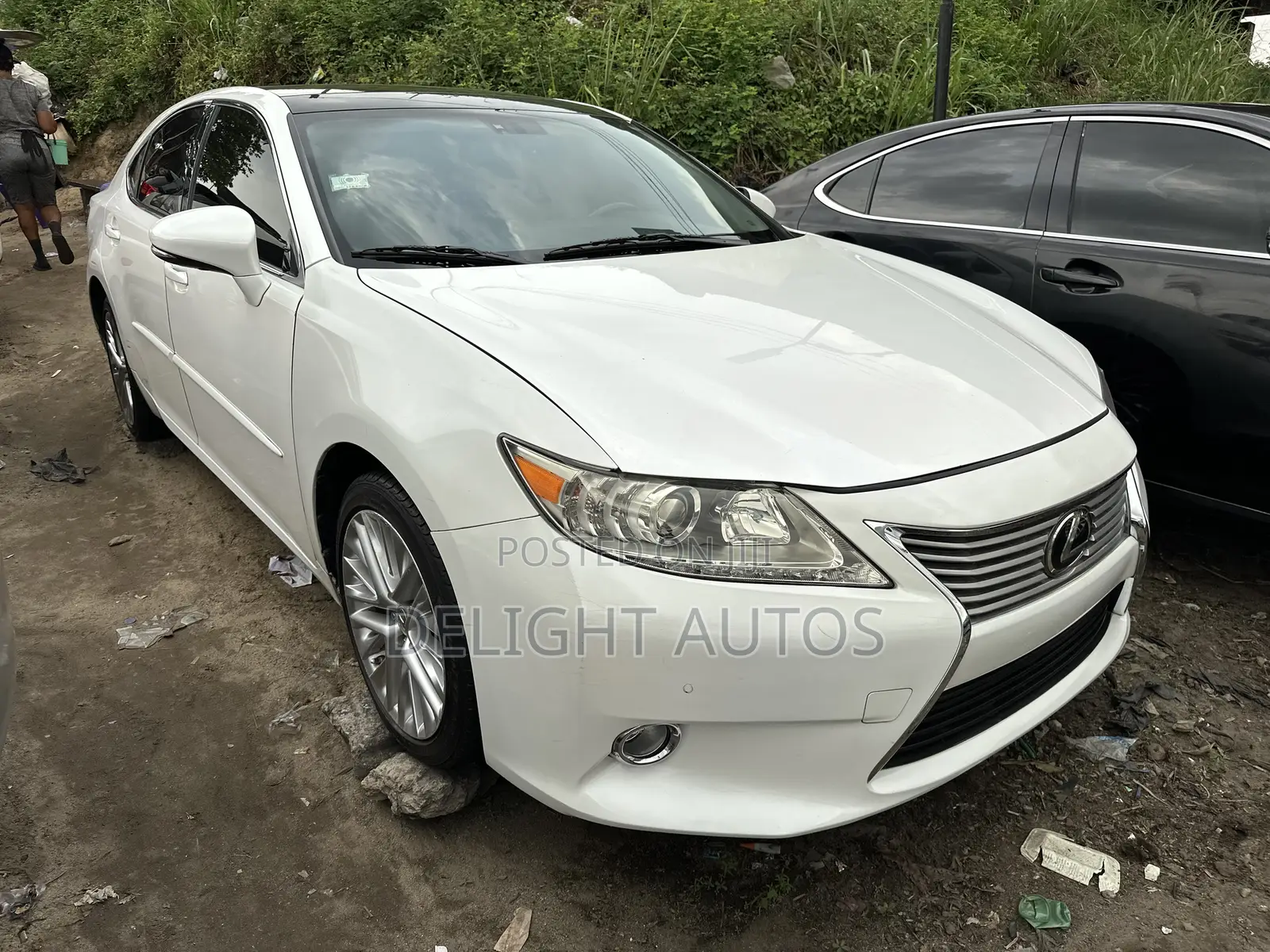 Lexus ES 350 FWD 2013 White