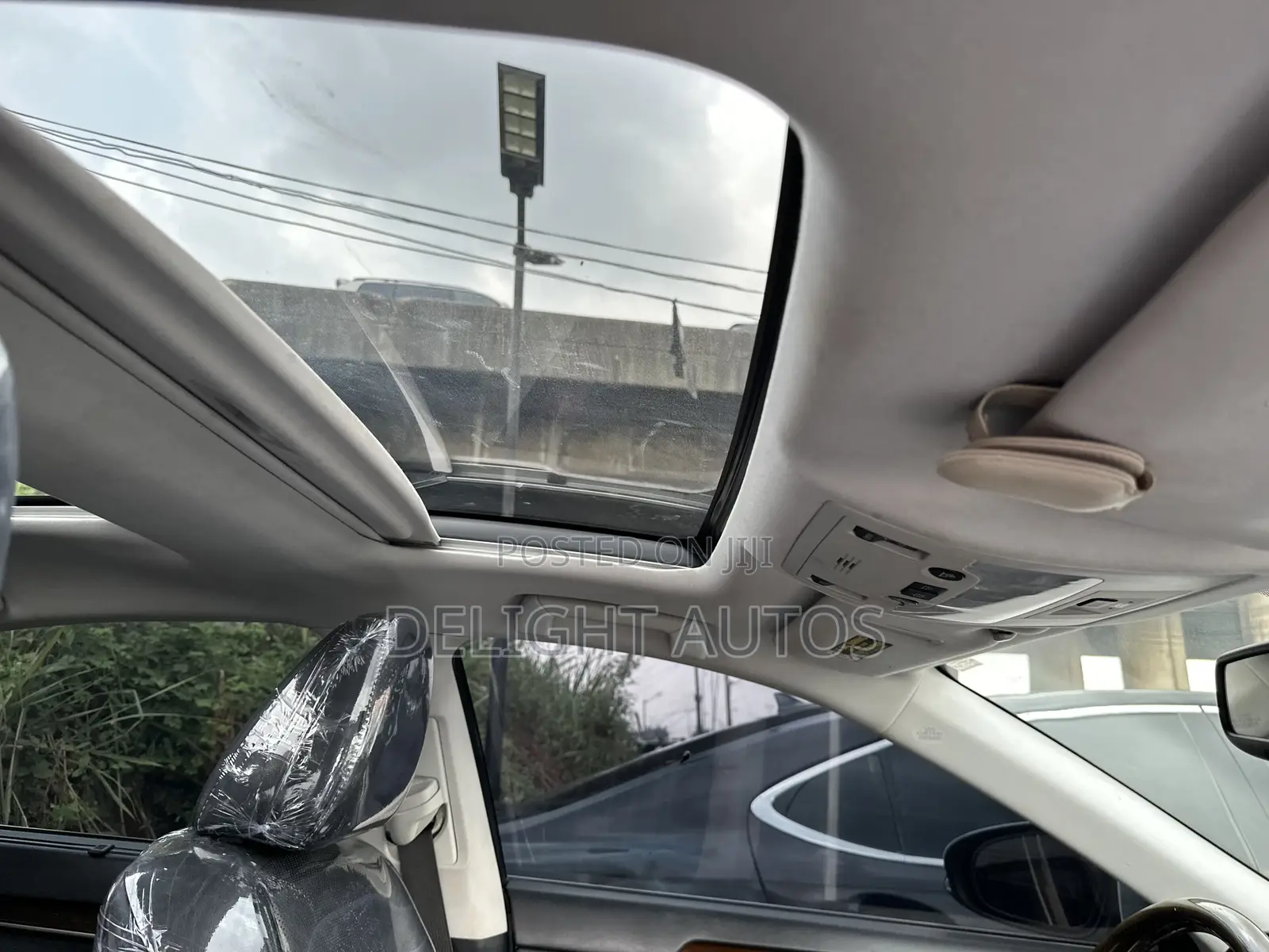 Lexus ES 350 FWD 2013 White