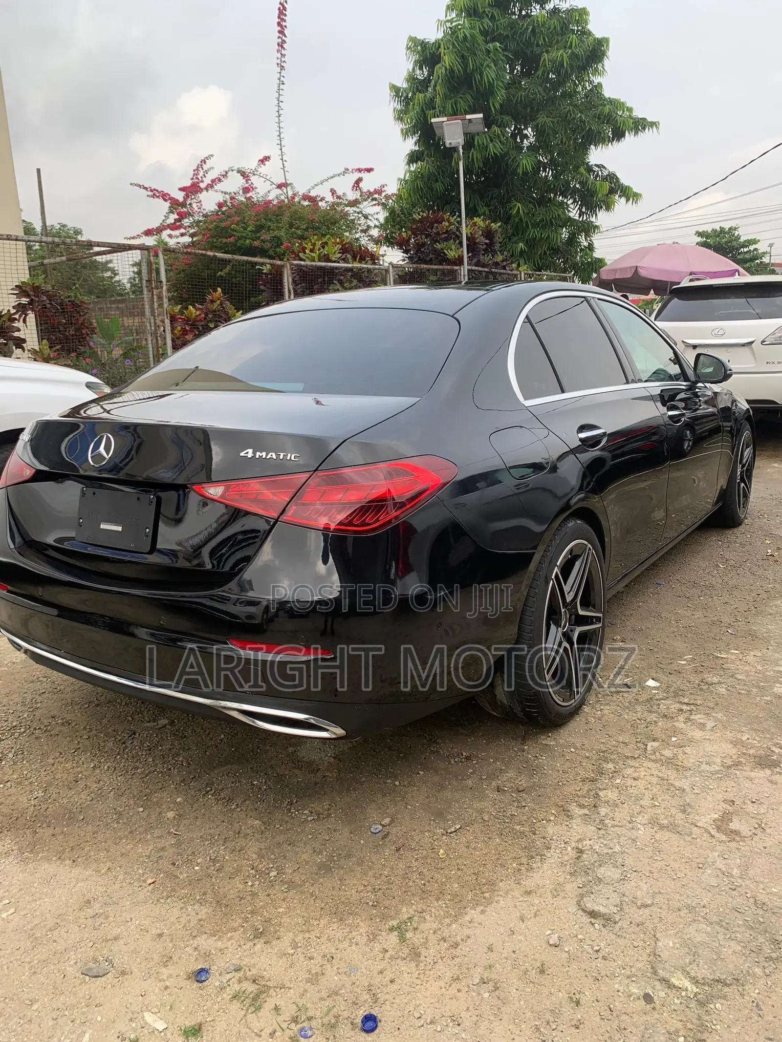 Mercedes-Benz C300 2024 Black