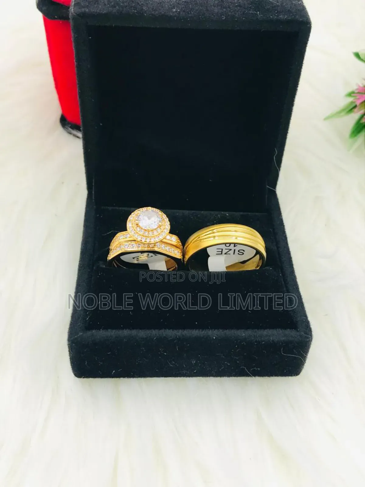 Elegant Zirconia Wedding Rings