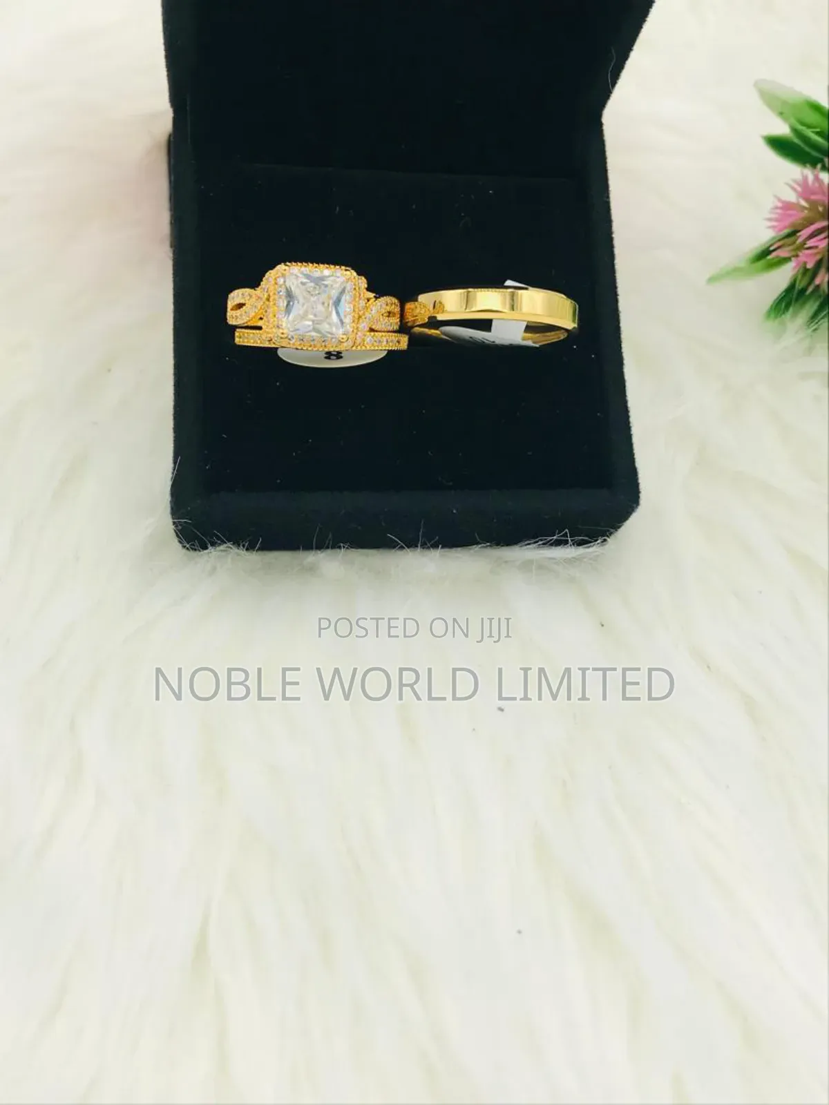 Elegant Zirconia Wedding Rings