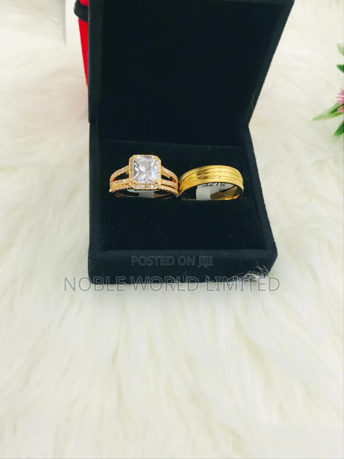 Elegant Zirconia Wedding Rings