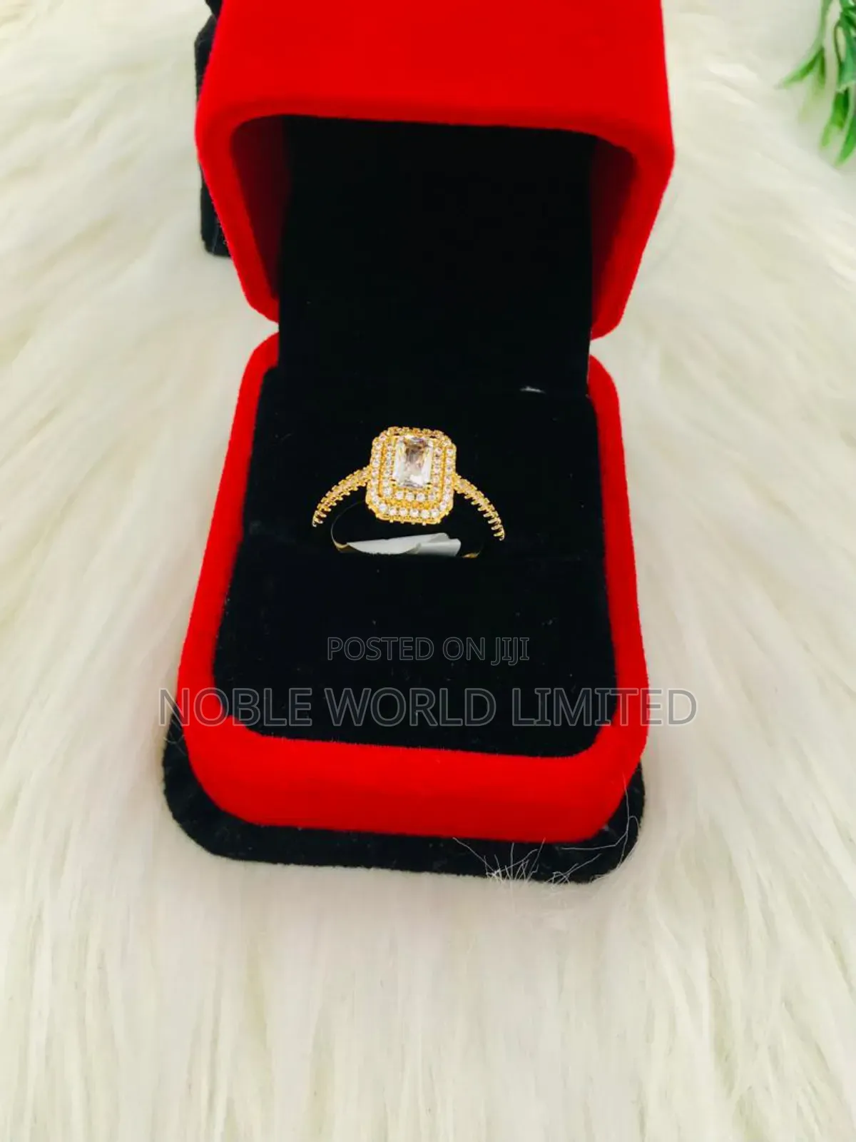 Elegant Gold Proposal Ring, Cka 7g