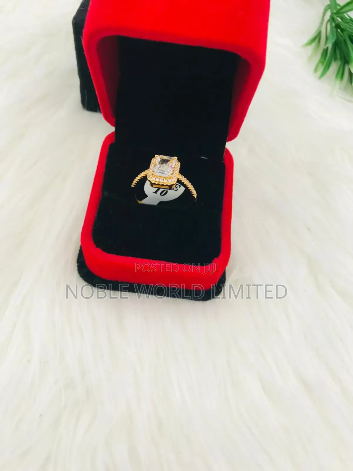 Elegant Gold Proposal Ring, Cka 7g