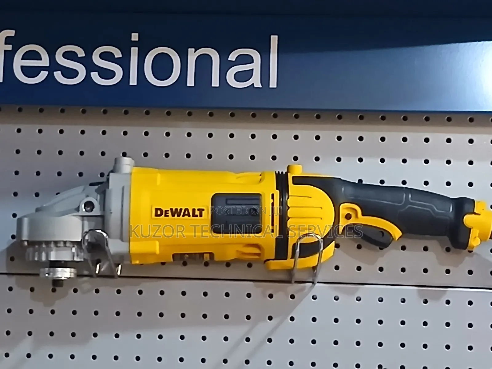 Angle Grinder Dwe 4579