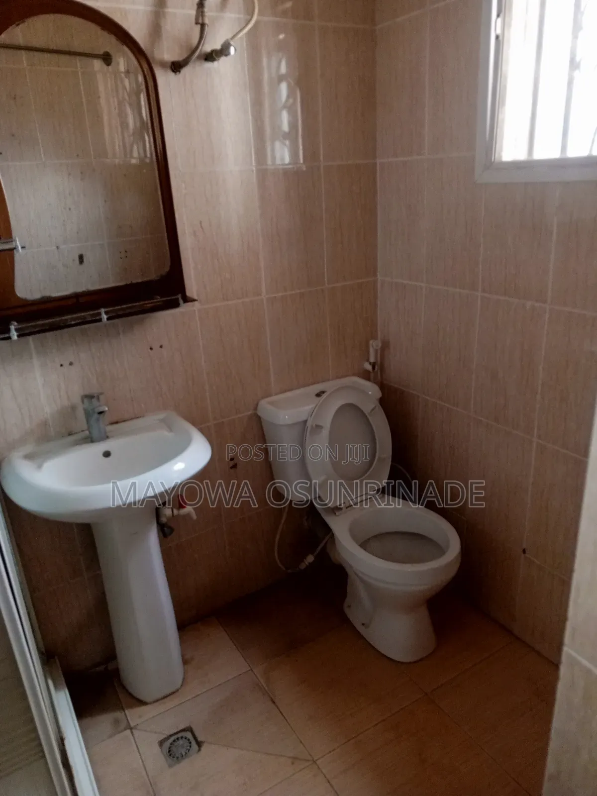 2bdrm Duplex in Ikolaba Estate, Bodija for rent