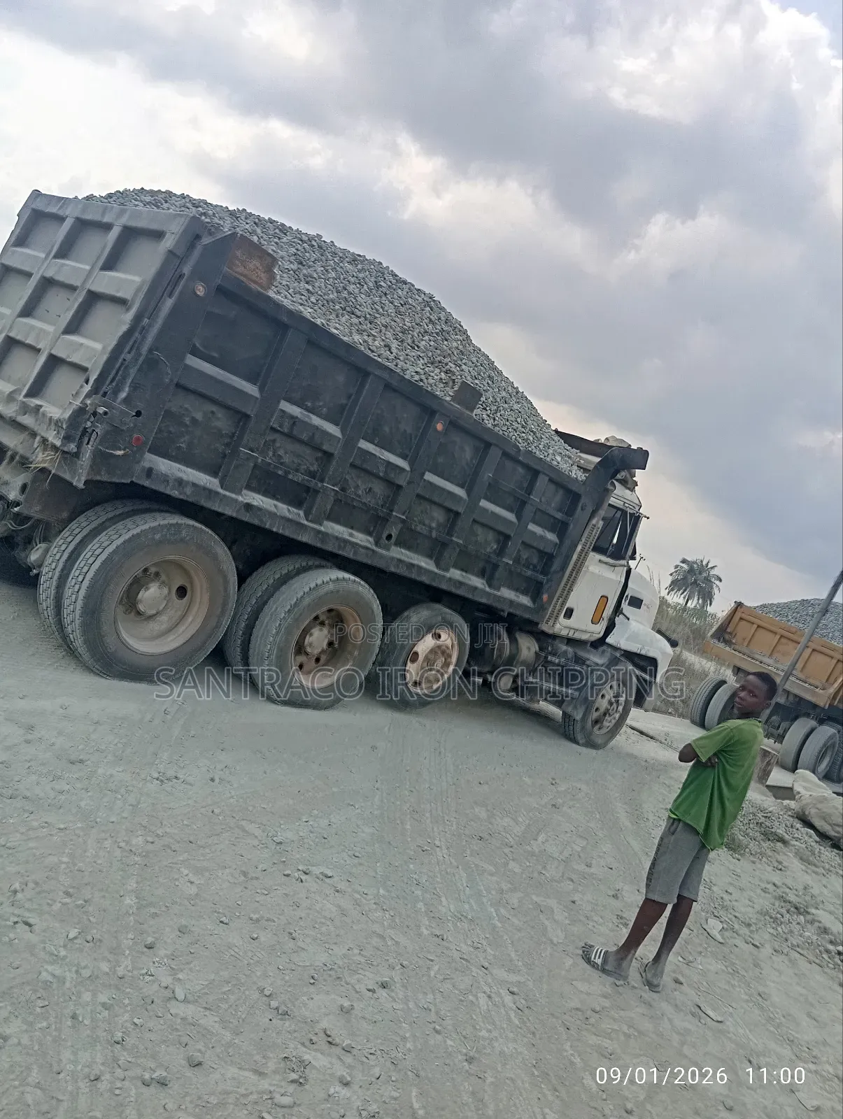 Premium Black Chippings and Granite