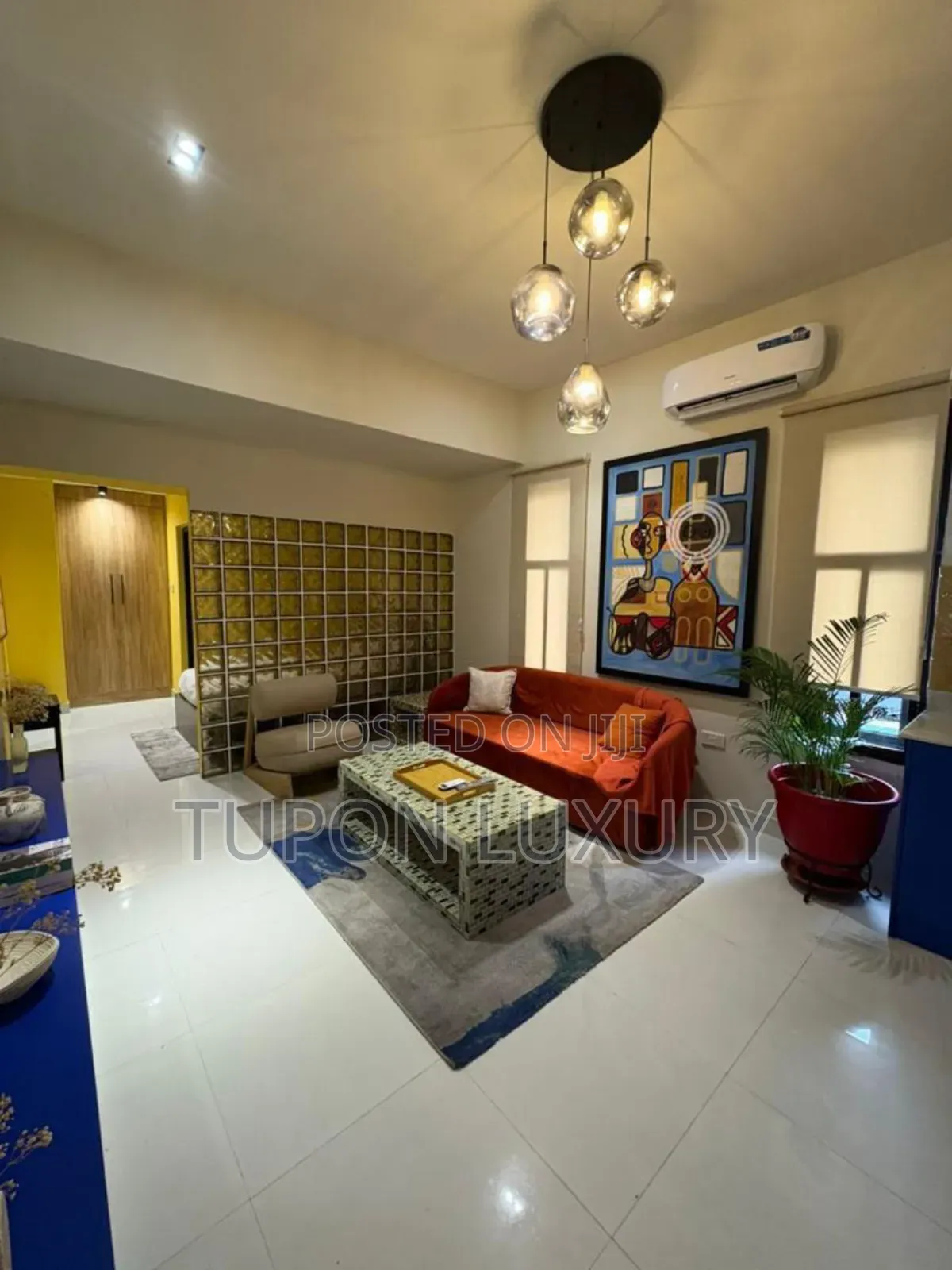 Luxe Studio Apartment With Pool, Gym and Rooftop Sea View