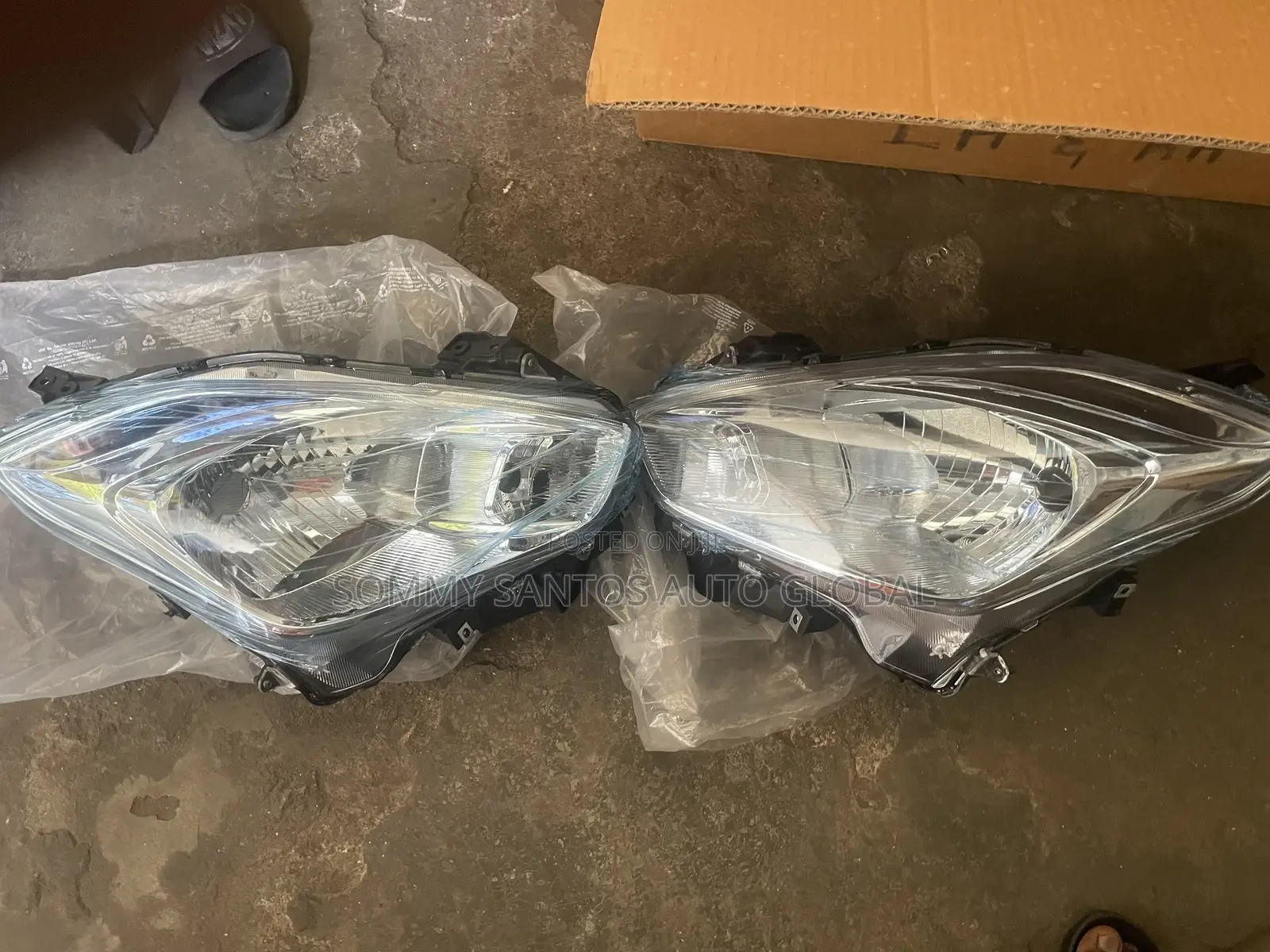 Head Lamp Suzuki Dzire Set Available