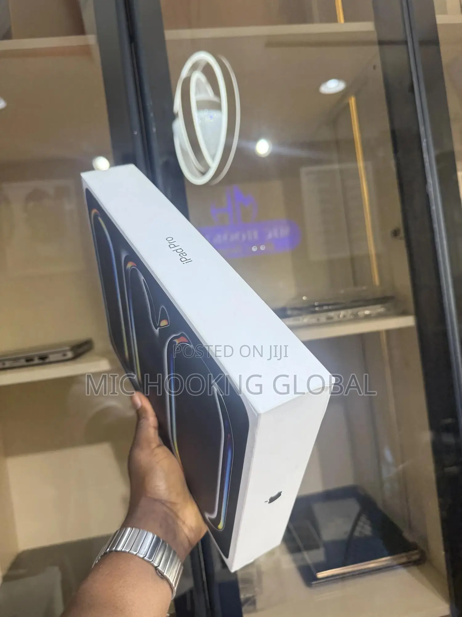 New Apple iPad (2025) 1 TB Gray