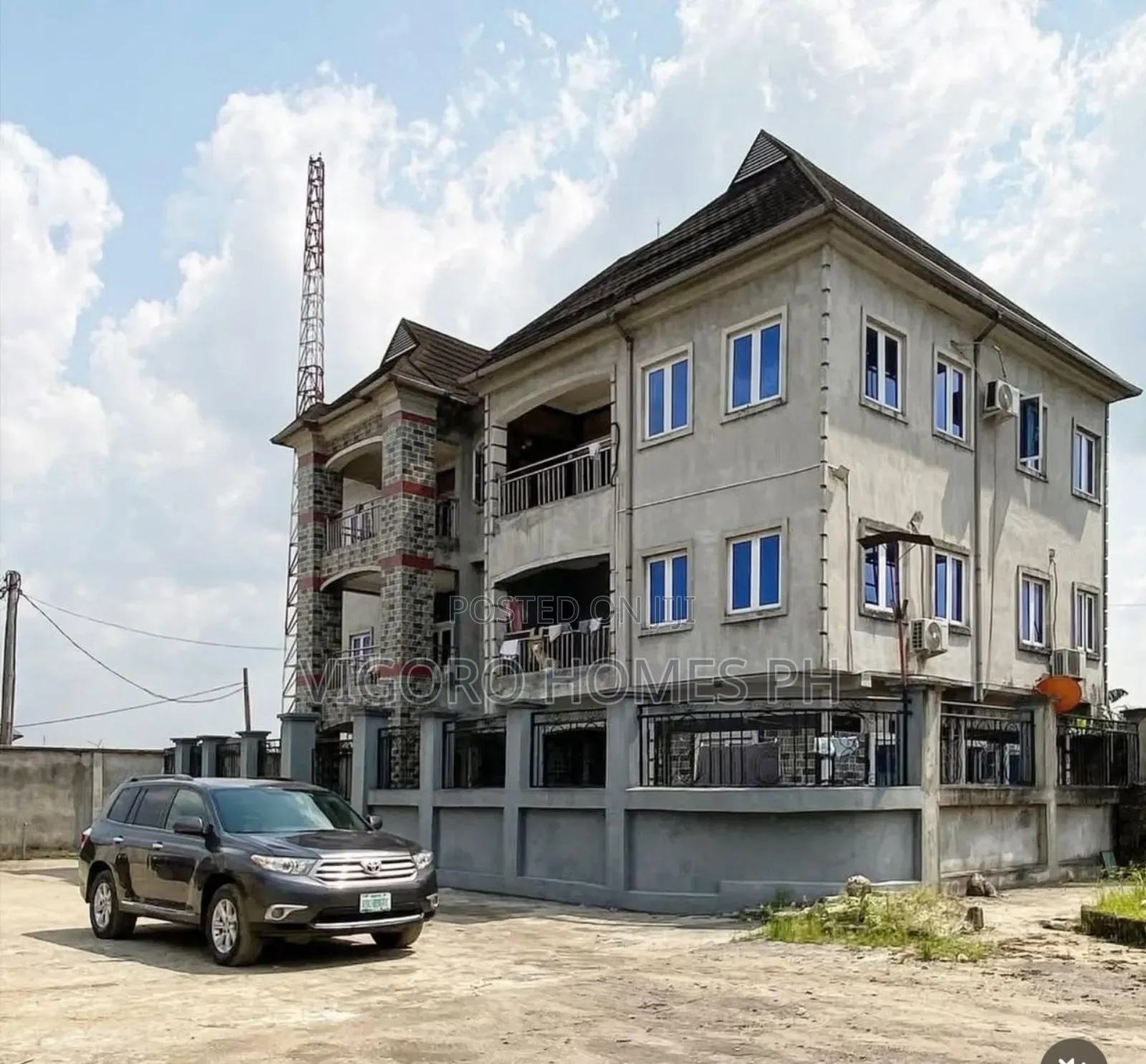 9bdrm Block of Flats in Port-Harcourt for sale