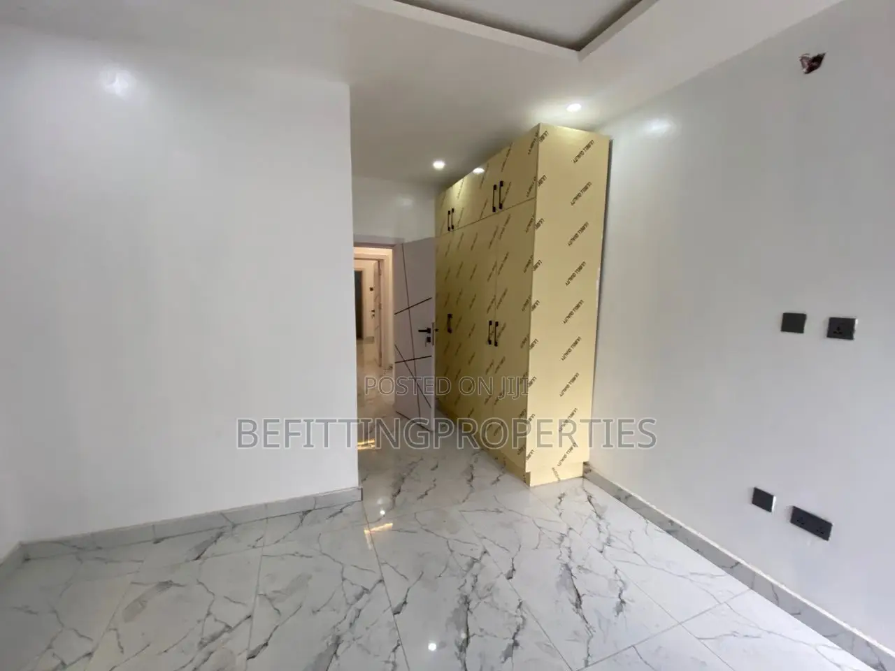 4bdrm Duplex in Ikeja for sale