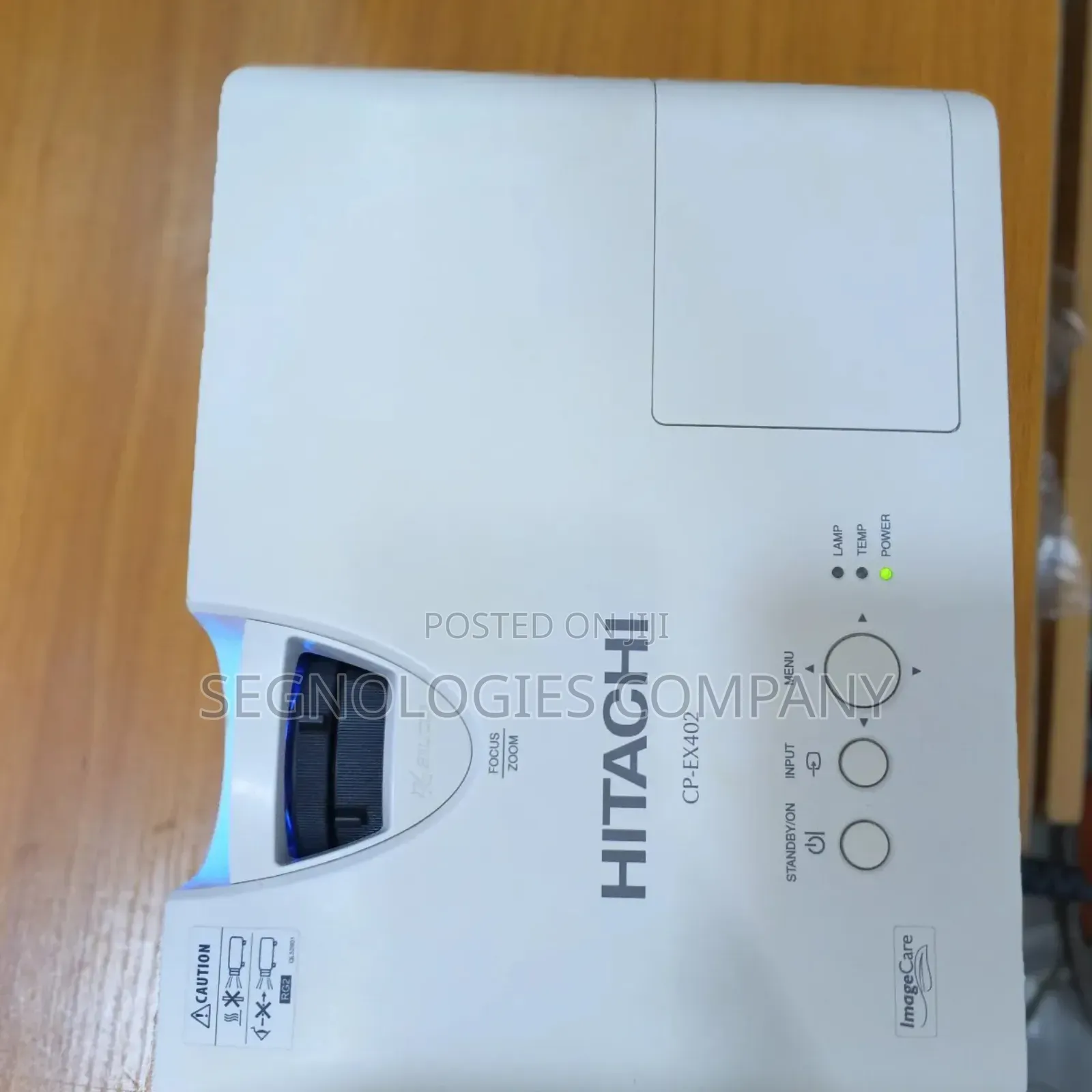 Hitachi Cp- Ex 402 4200 Lumens 3lcd Projector