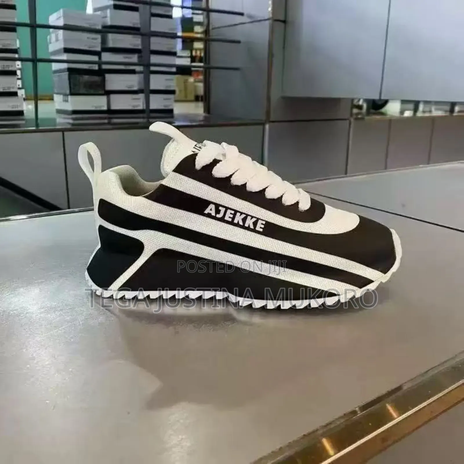 High Quality Latest Casual Sneakers