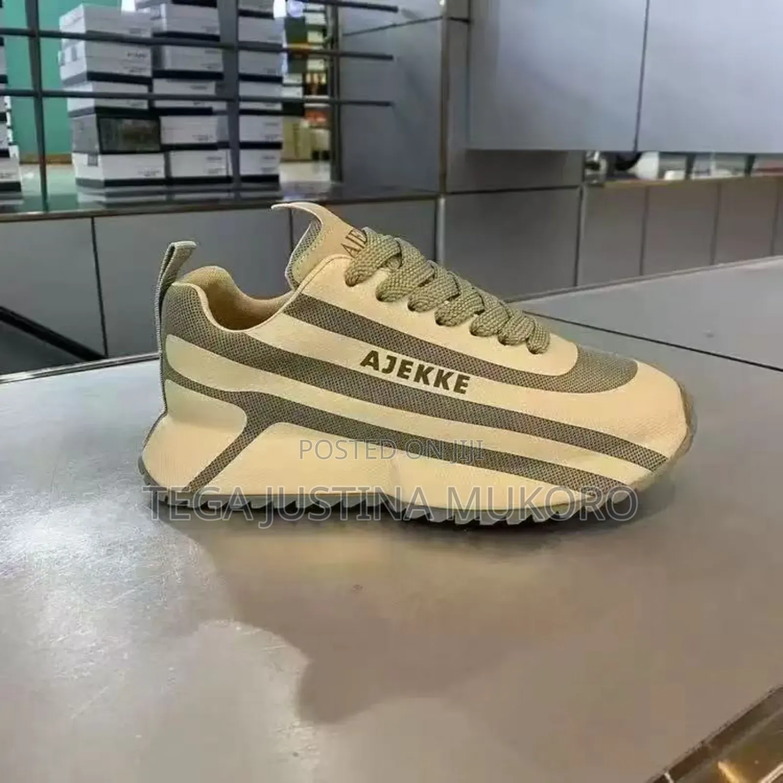 High Quality Latest Casual Sneakers
