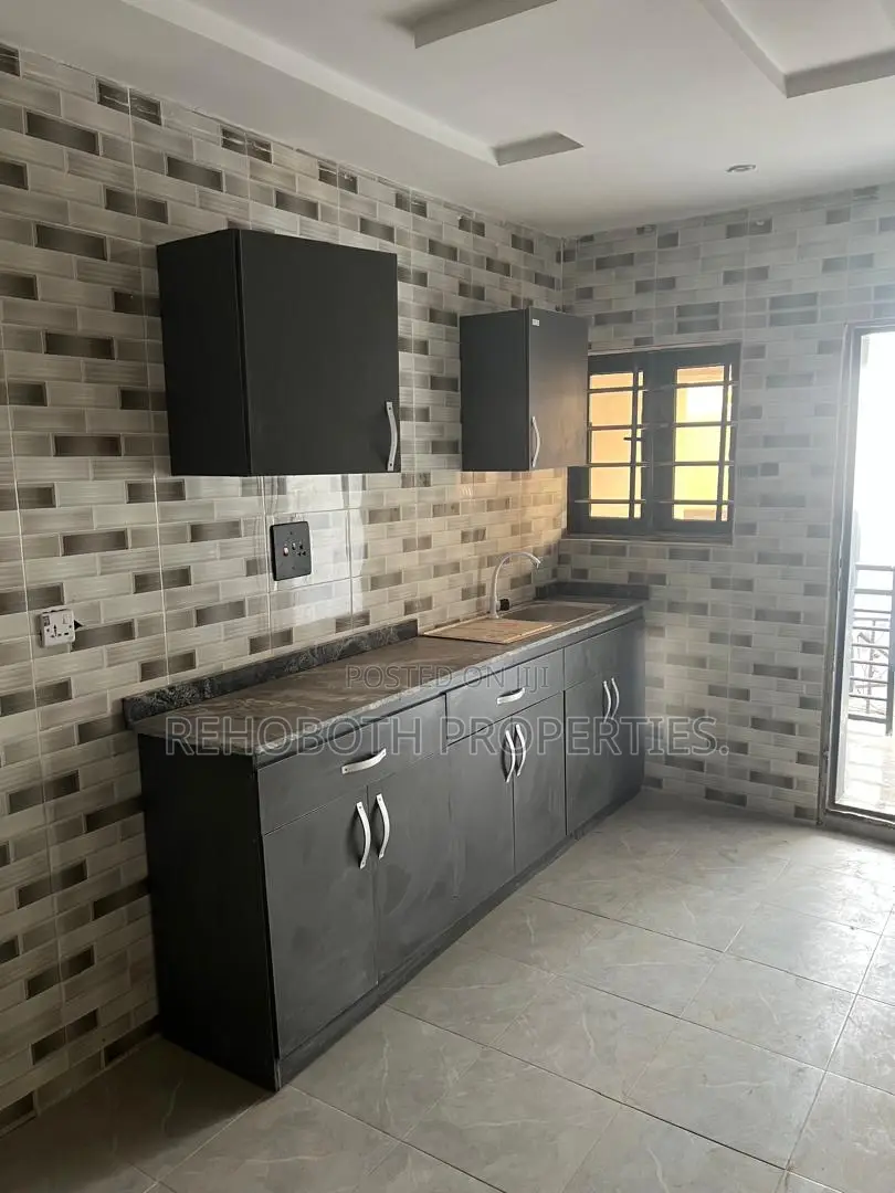 2bdrm Bungalow in Dove Estate, Akala Express for rent
