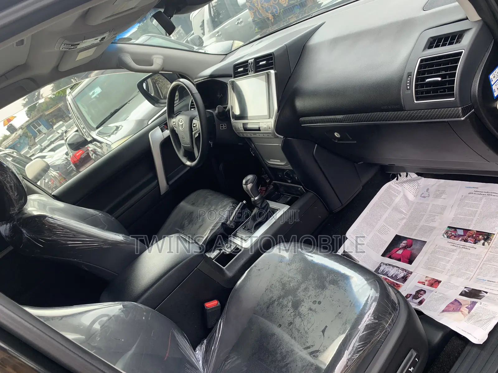 Toyota Land Cruiser Prado 4.0 2023 Black
