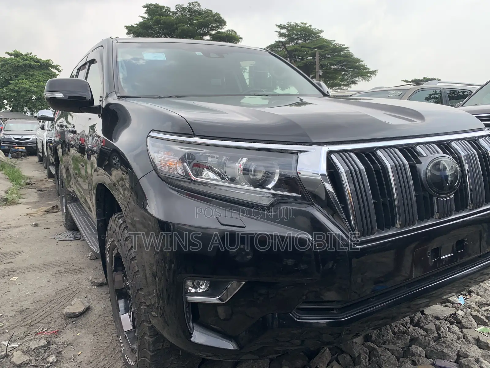 Toyota Land Cruiser Prado 4.0 2023 Black