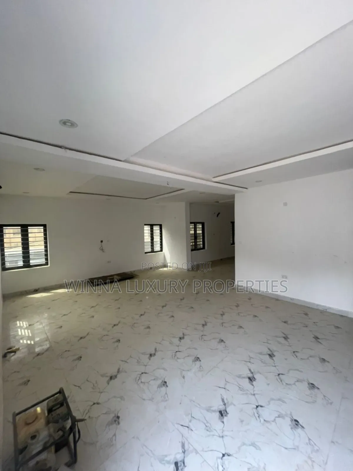 5bdrm Duplex in Nut Opposite River, Lugbe District for sale