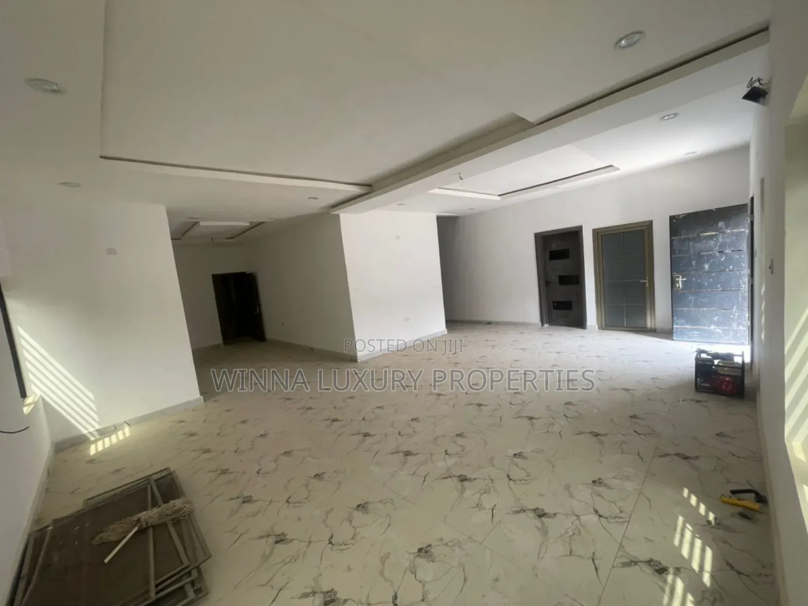 5bdrm Duplex in Nut Opposite River, Lugbe District for sale