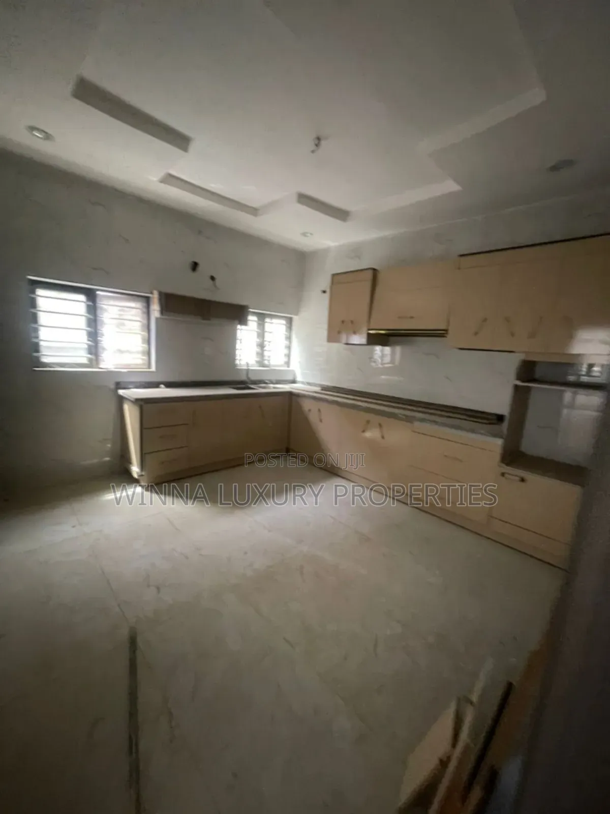 5bdrm Duplex in Nut Opposite River, Lugbe District for sale