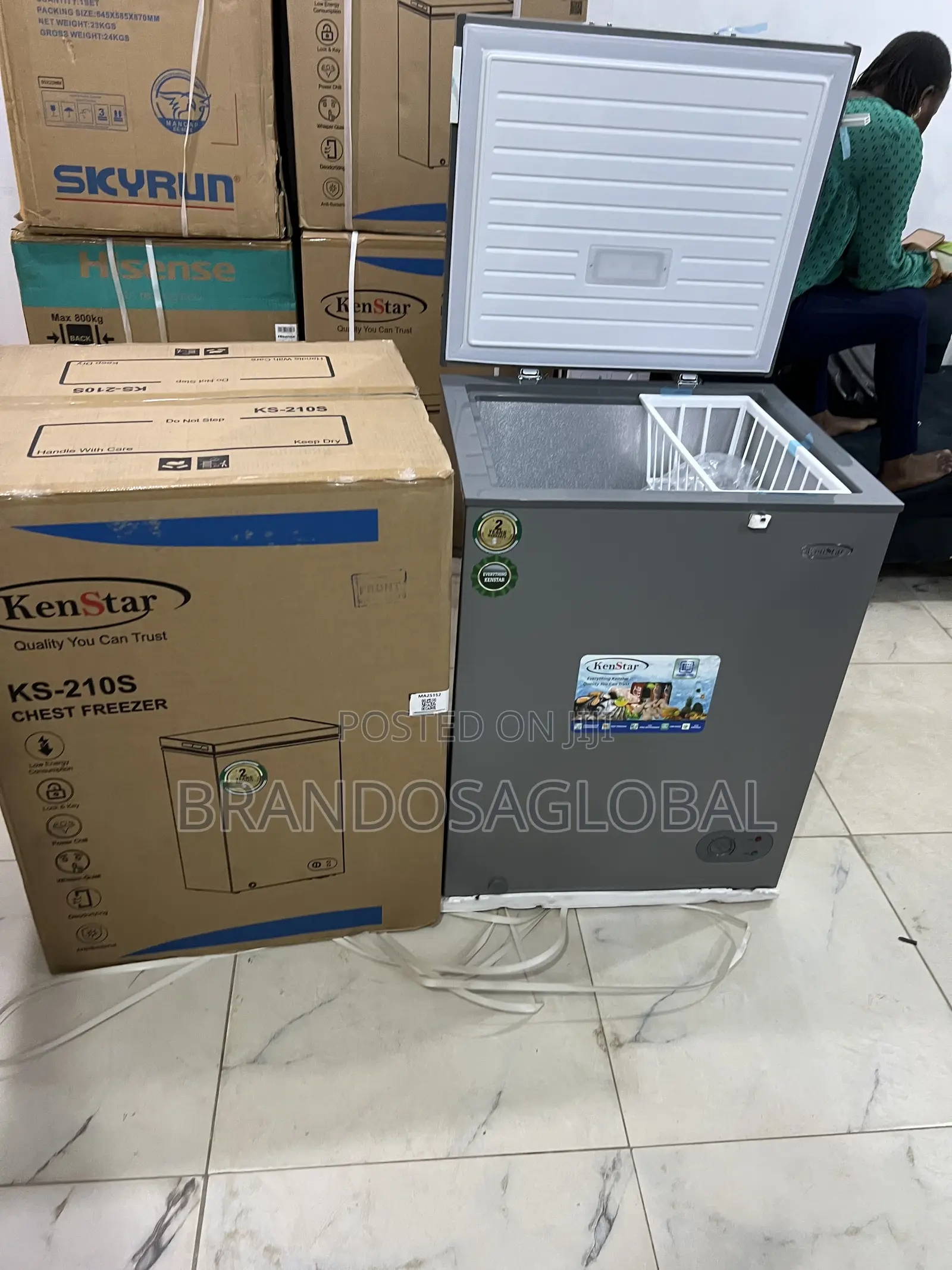 Kitkenstar 143l Chest Freezer Ks-210s Clean and Simple Design
