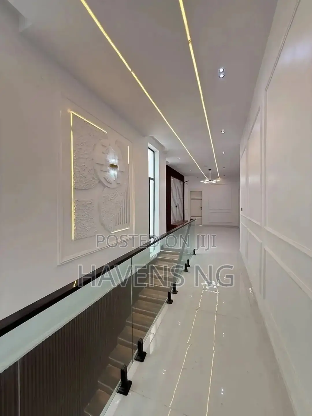 5bdrm Duplex in Lekki Phase 2 for sale