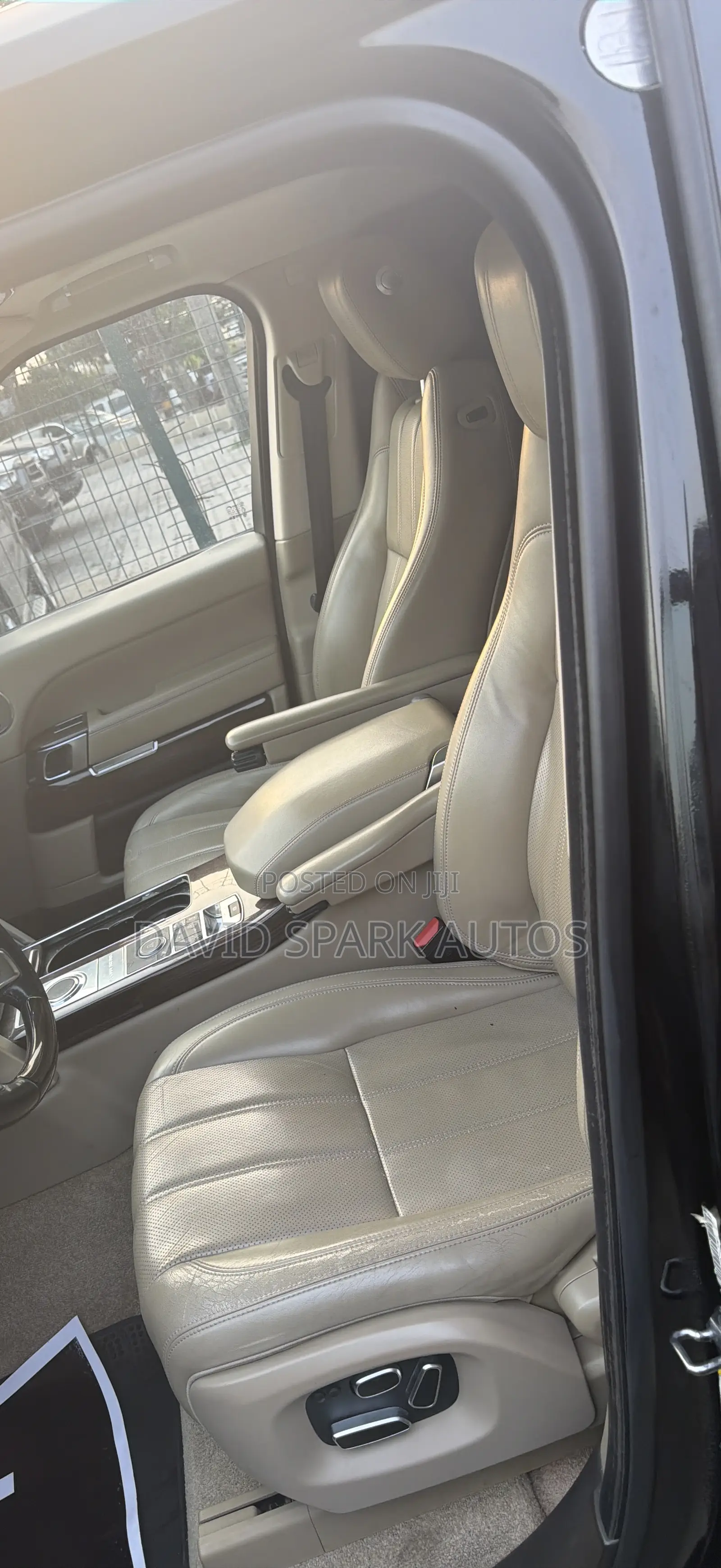 Land Rover Range Rover Vogue 2015 Black