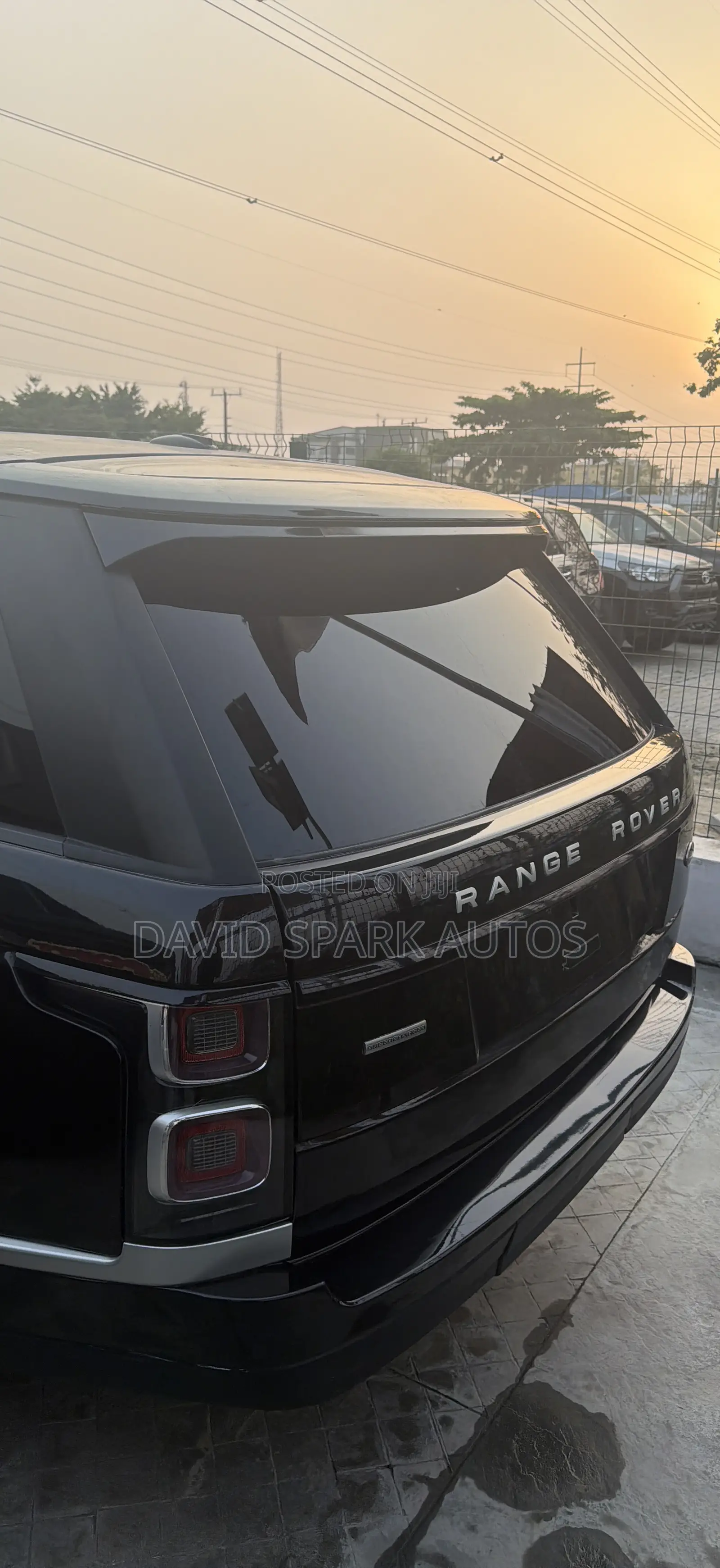 Land Rover Range Rover Vogue 2015 Black