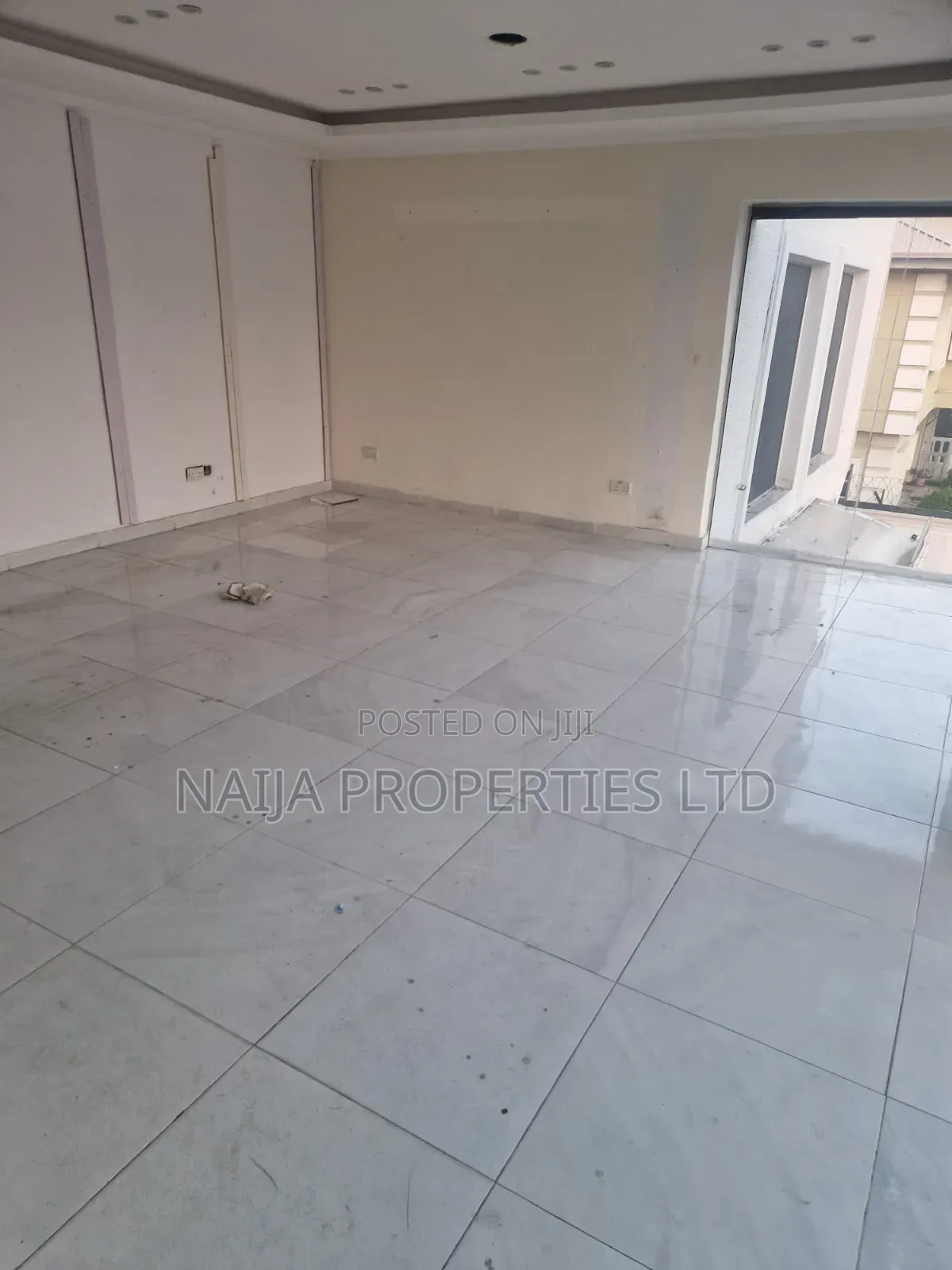 250sqm Office Space Off Adebayo Doherty Road Lekki Phase 1 for Rent
