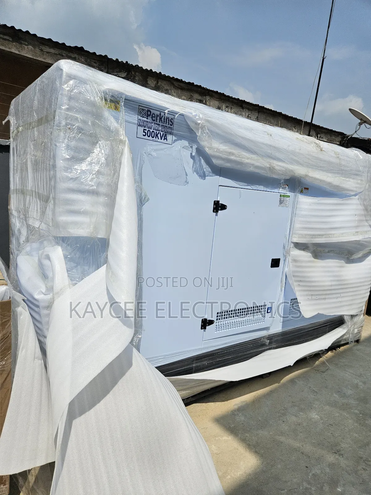 500kva Perkins Diesel Soundproof Generator 100%Copper Wire