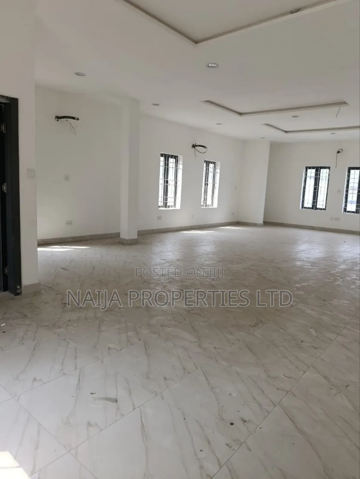 220sqm Office Space at Chevron, Lekki for Rent