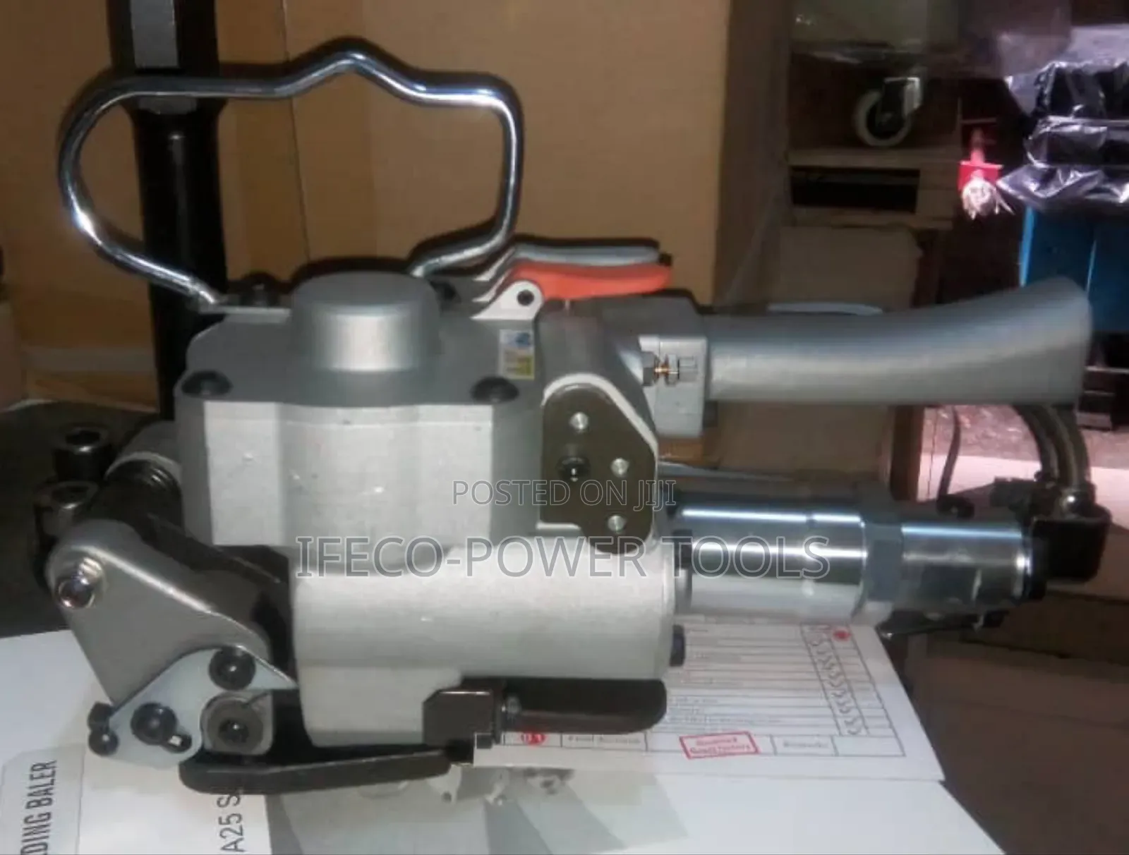 Air Pumatic Strapping Machine