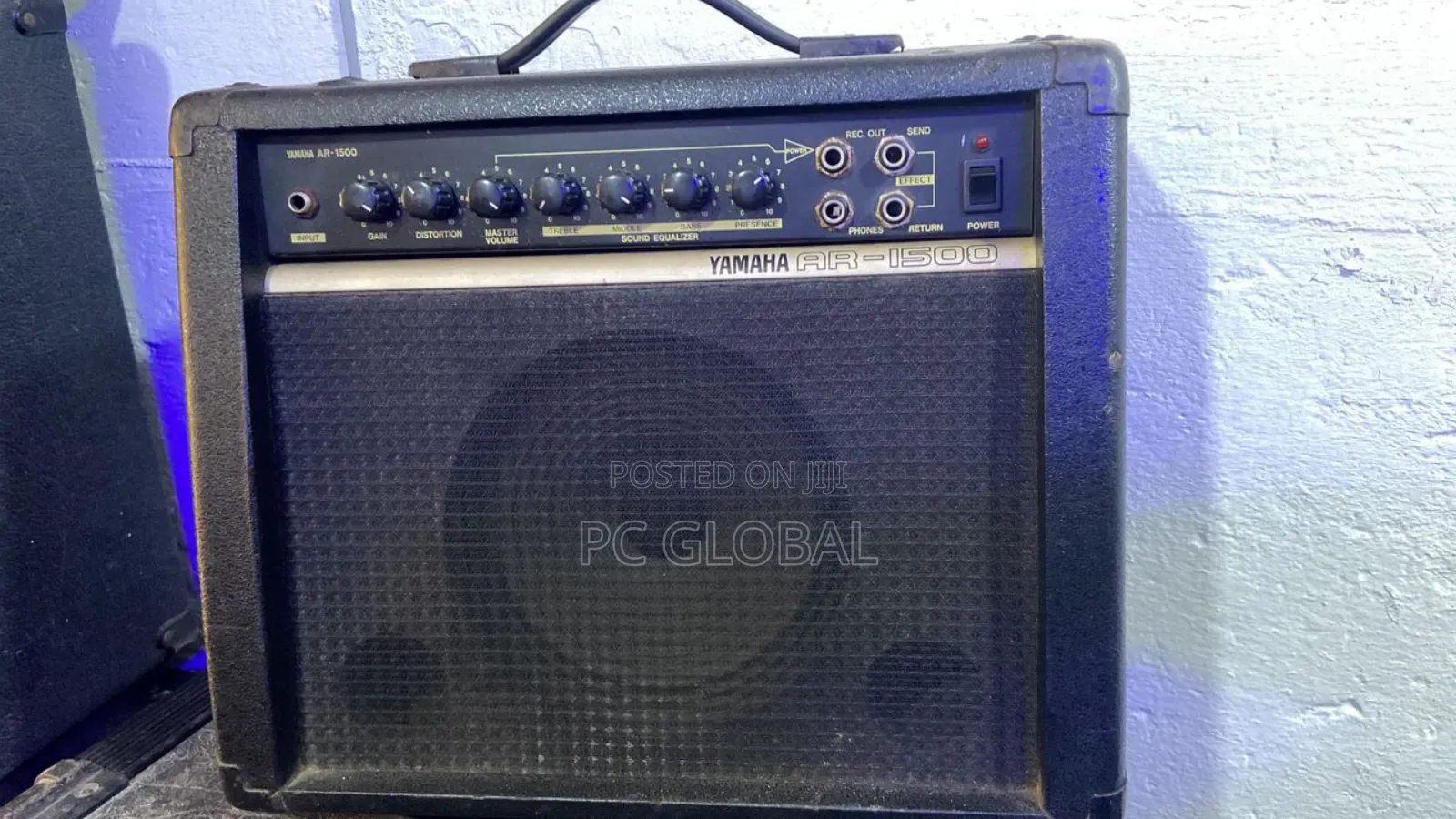 Neatly London Used Guitar Combo for Practicing