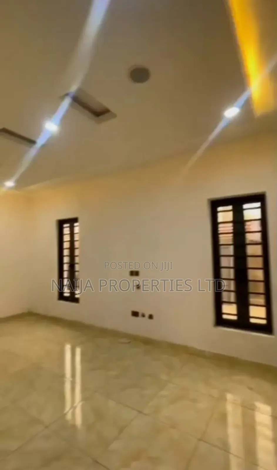 4bdrm Townhouse/Terrace in Harris Drive, Lekki for sale