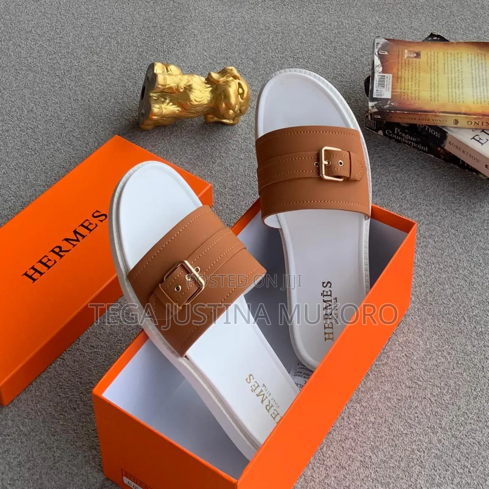 Latest Design Brown and White Hermes Pam Slippers