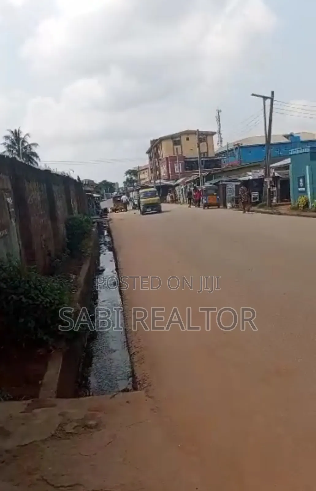 2 Half Plots of Land Suitable for Both Commercial Residential Use