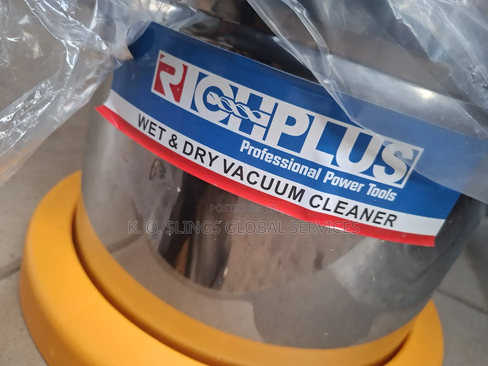 Wet and Dry Vacuum Cleaner