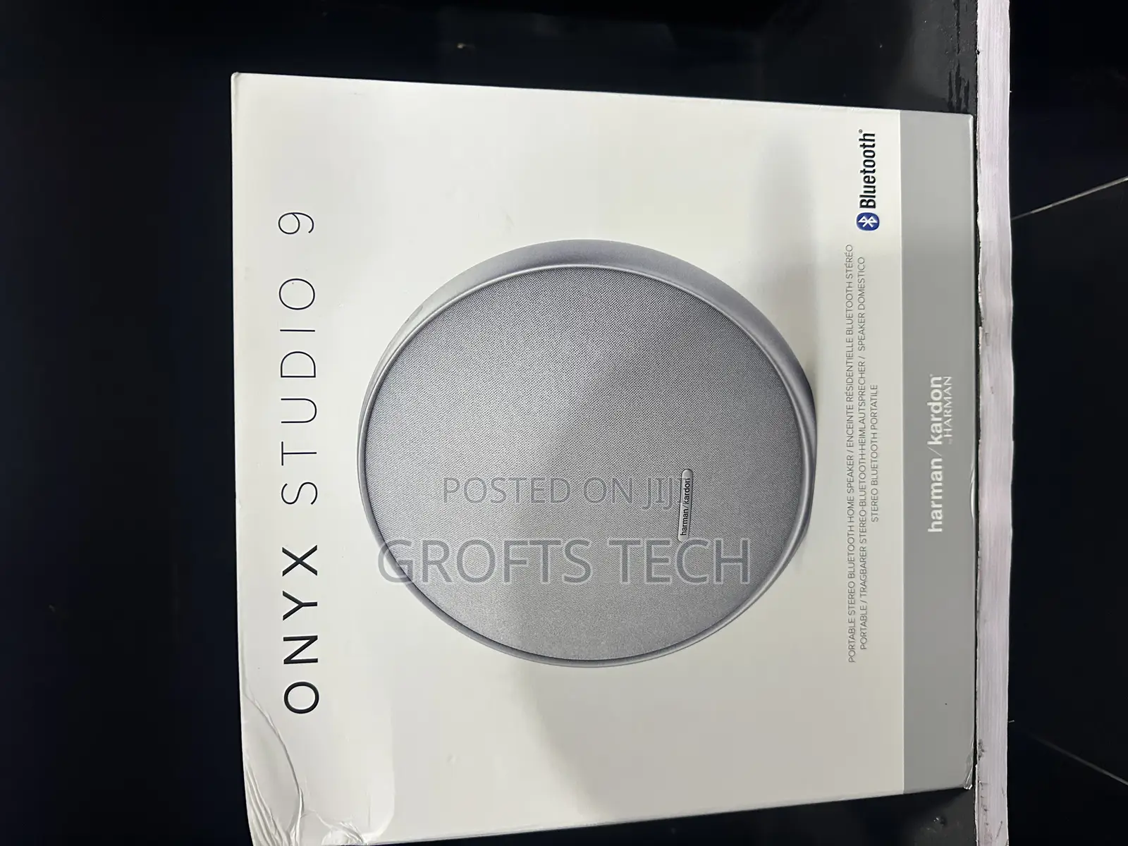 Onyx Studio 9