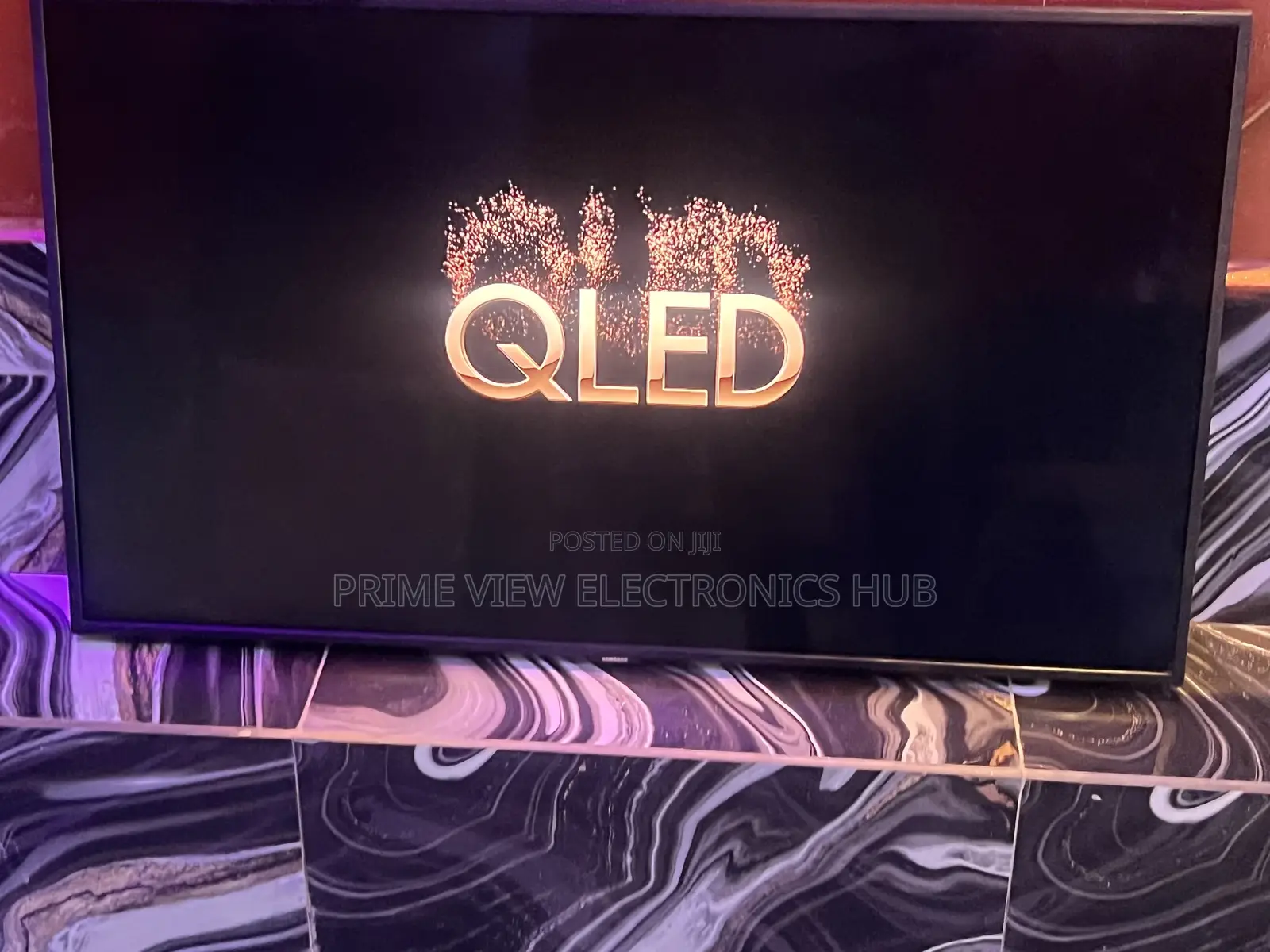 43 Inches Qled Samsung TV