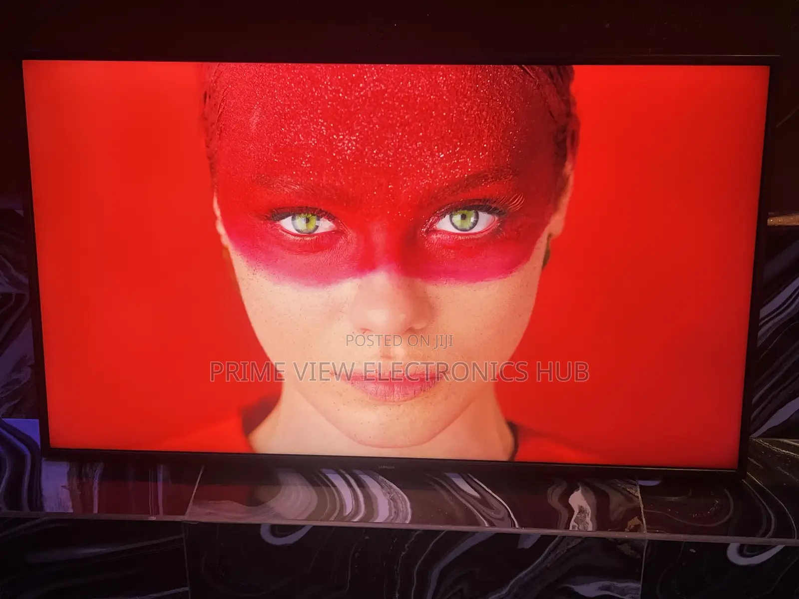43 Inches Qled Samsung TV